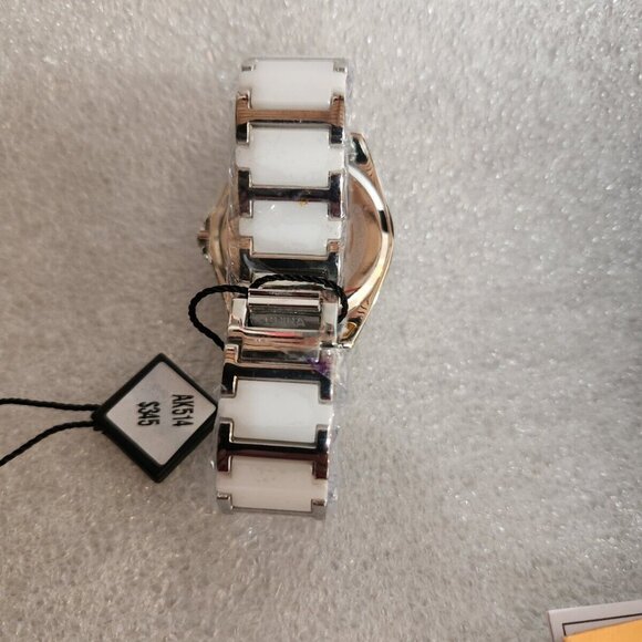 Akribos XXIV Genuine Ceramic Quartz Movement Womens Watch AK514WT - Picture 5 of 9